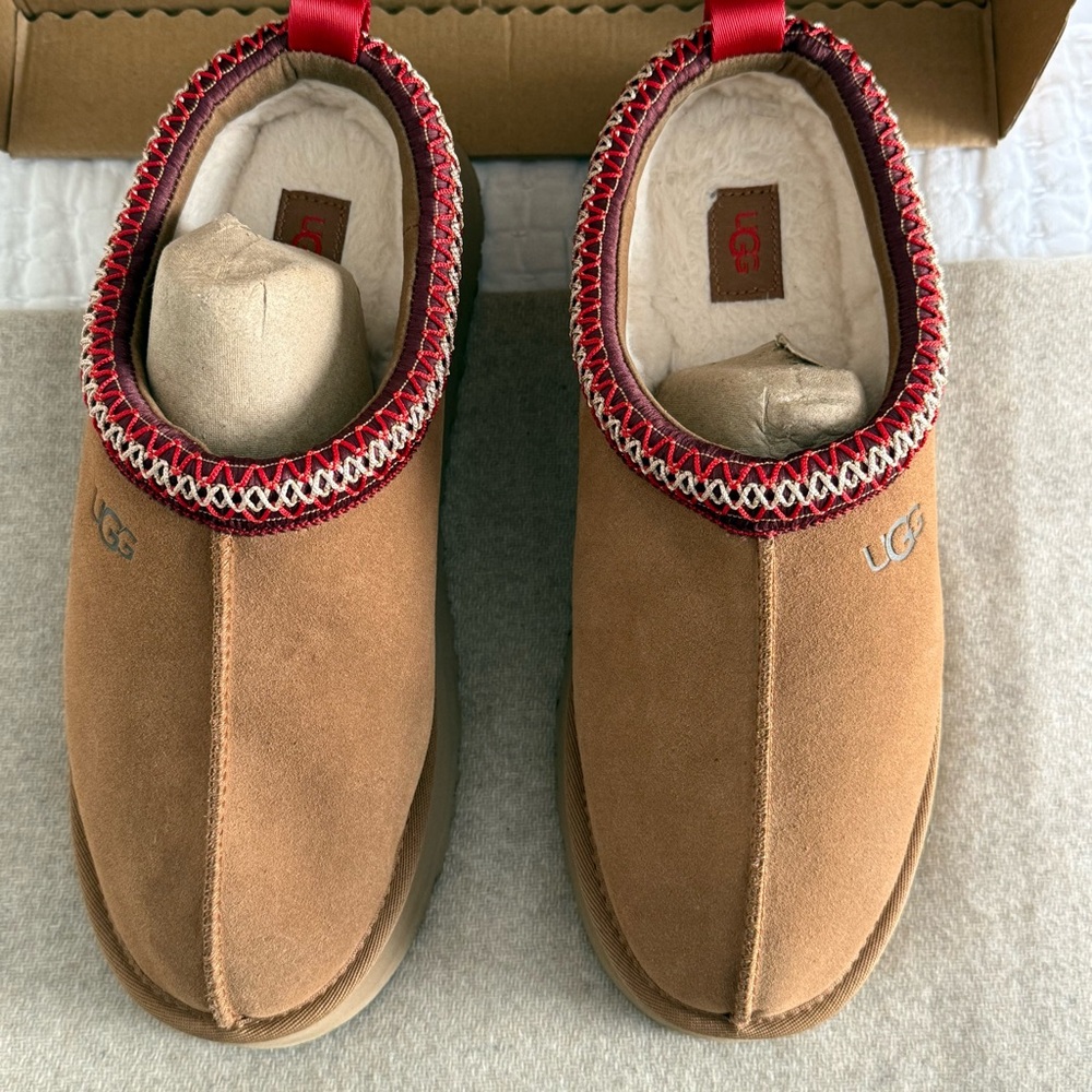 UGG Women's Brown Slippers with Red Trim - Picture 7 of 11